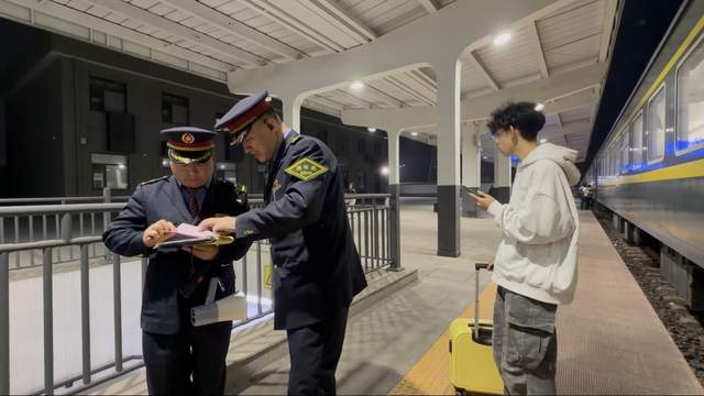 17岁少年瞒着家人跨省赴约见网友 铁路联动警方暖心劝返护平安