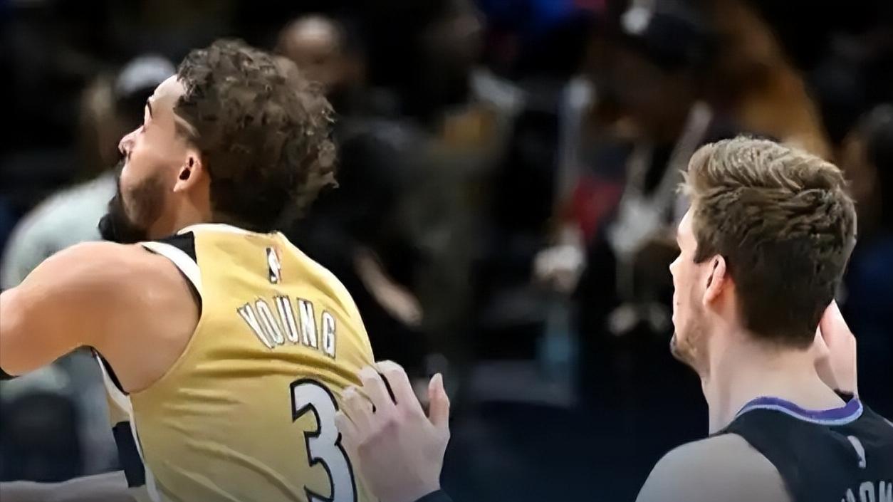 特雷杨首秀12+6！奇才终止6连败，落选秀狂砍18+20，五号秀轰32分