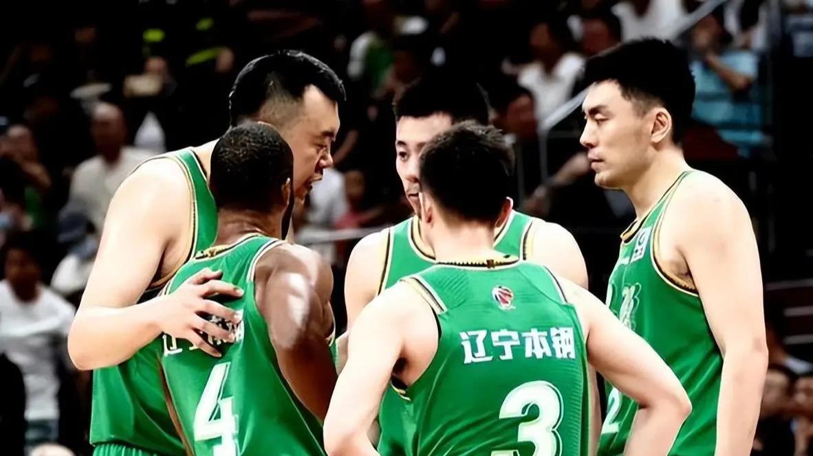 杨鸣别再死磕战术了！辽宁队输球根在"心散了"