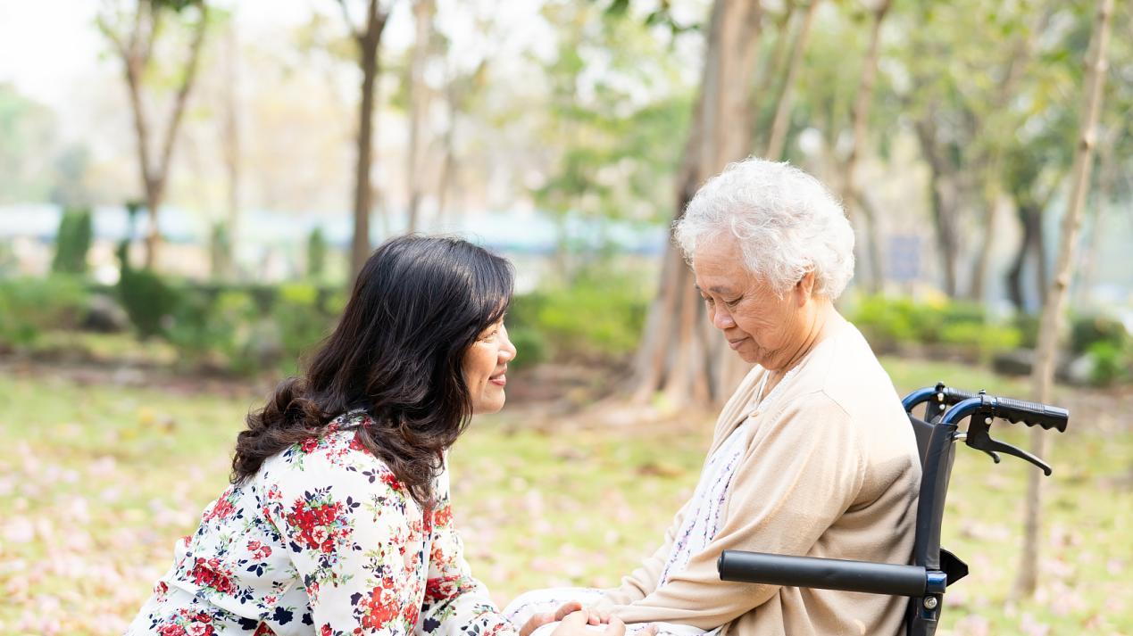 生命边缘的守护与遗憾