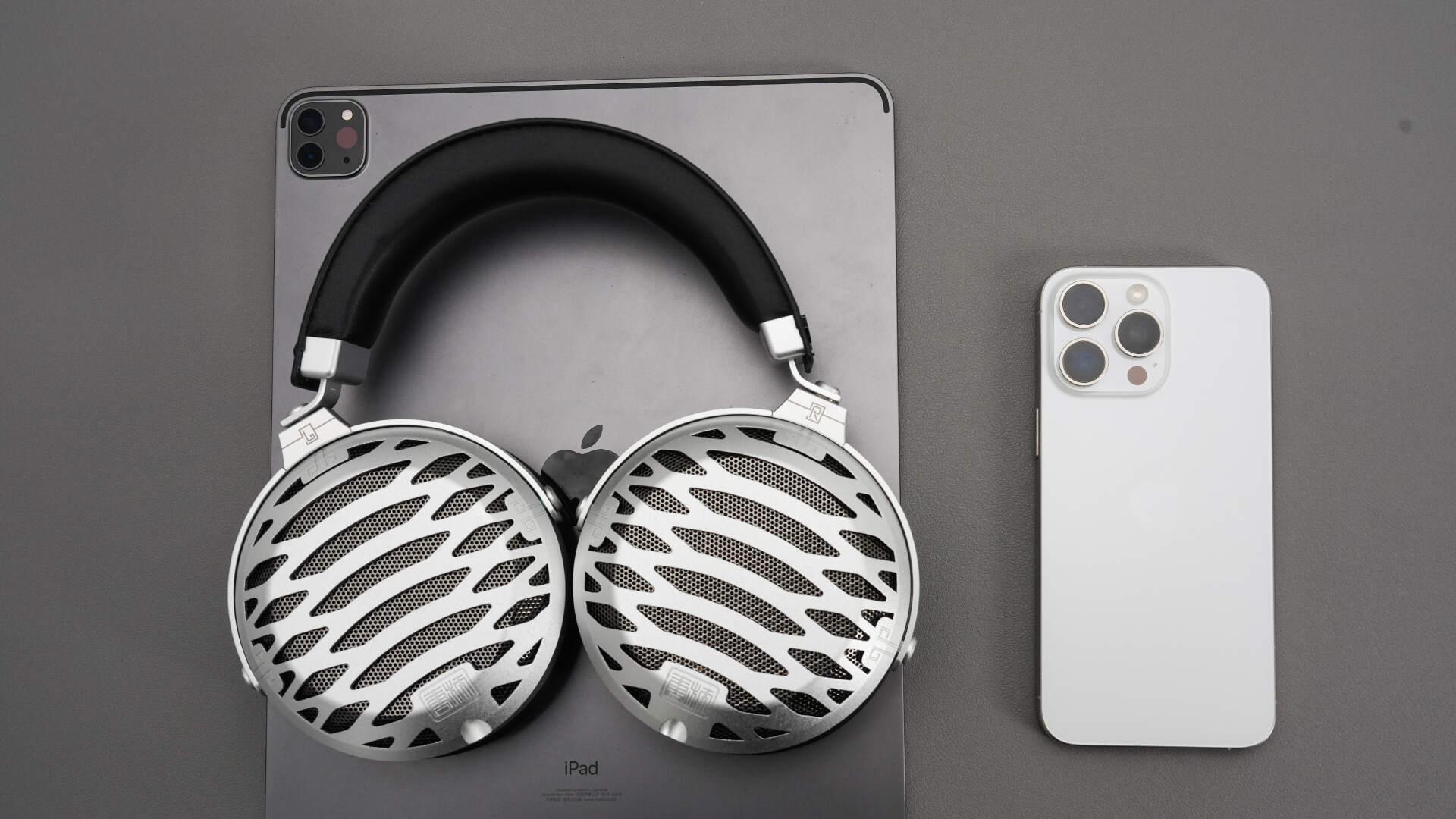 开放式平板+航空铝机身：这款耳机如何兼顾高解析与久戴舒适？