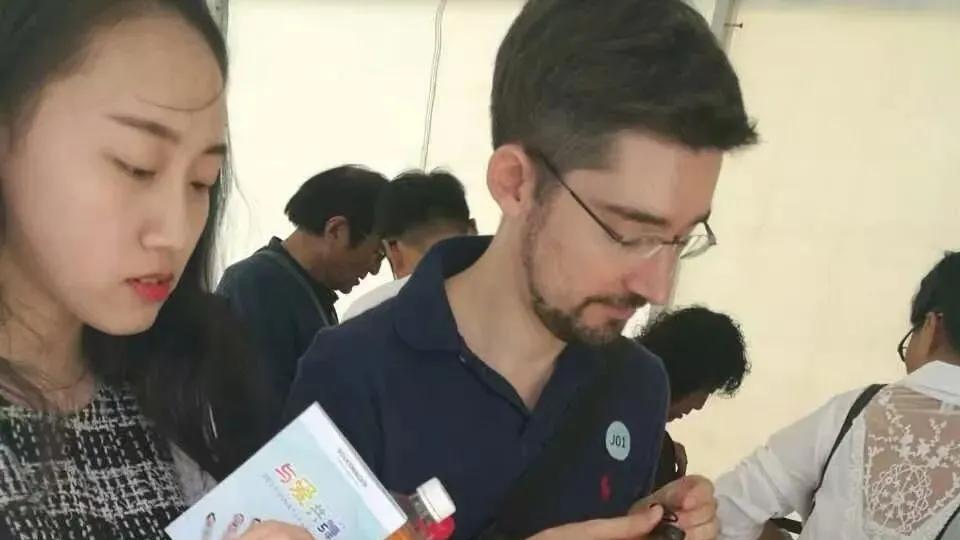 告别扩音喇叭，穹游让博物馆导览更专业优雅