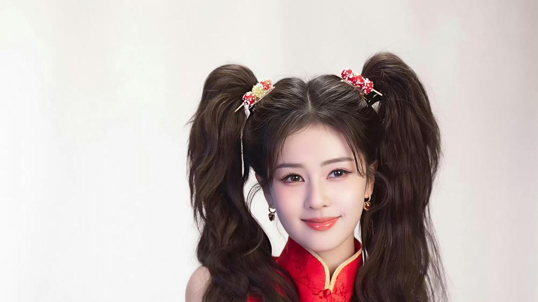 白鹿旗袍双马尾！