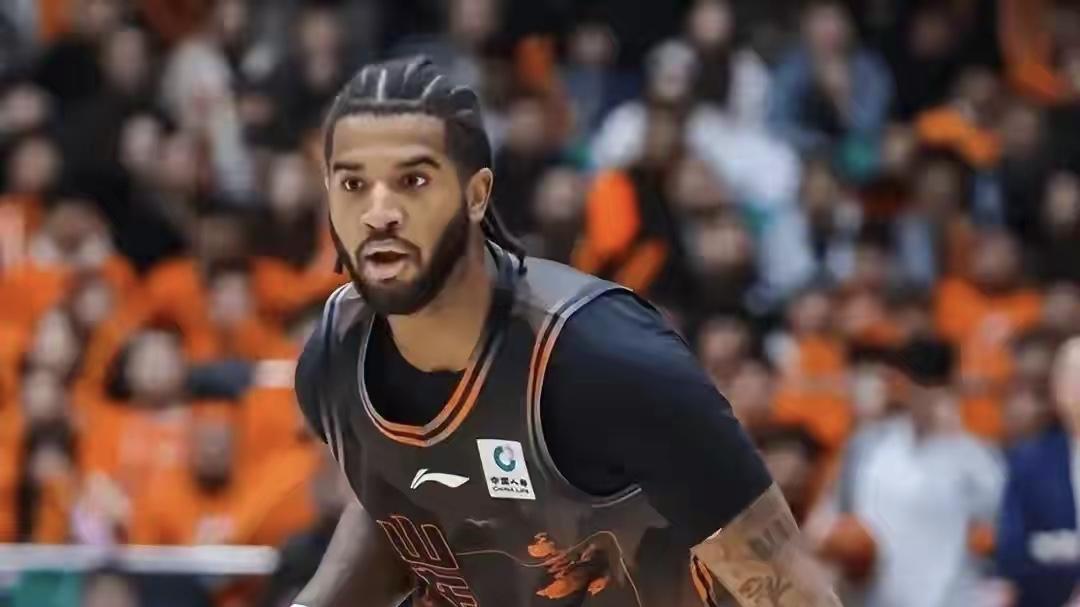 突发！山东高速大外援常规赛报销，场均25+7大外成新目标，或重回老东家！