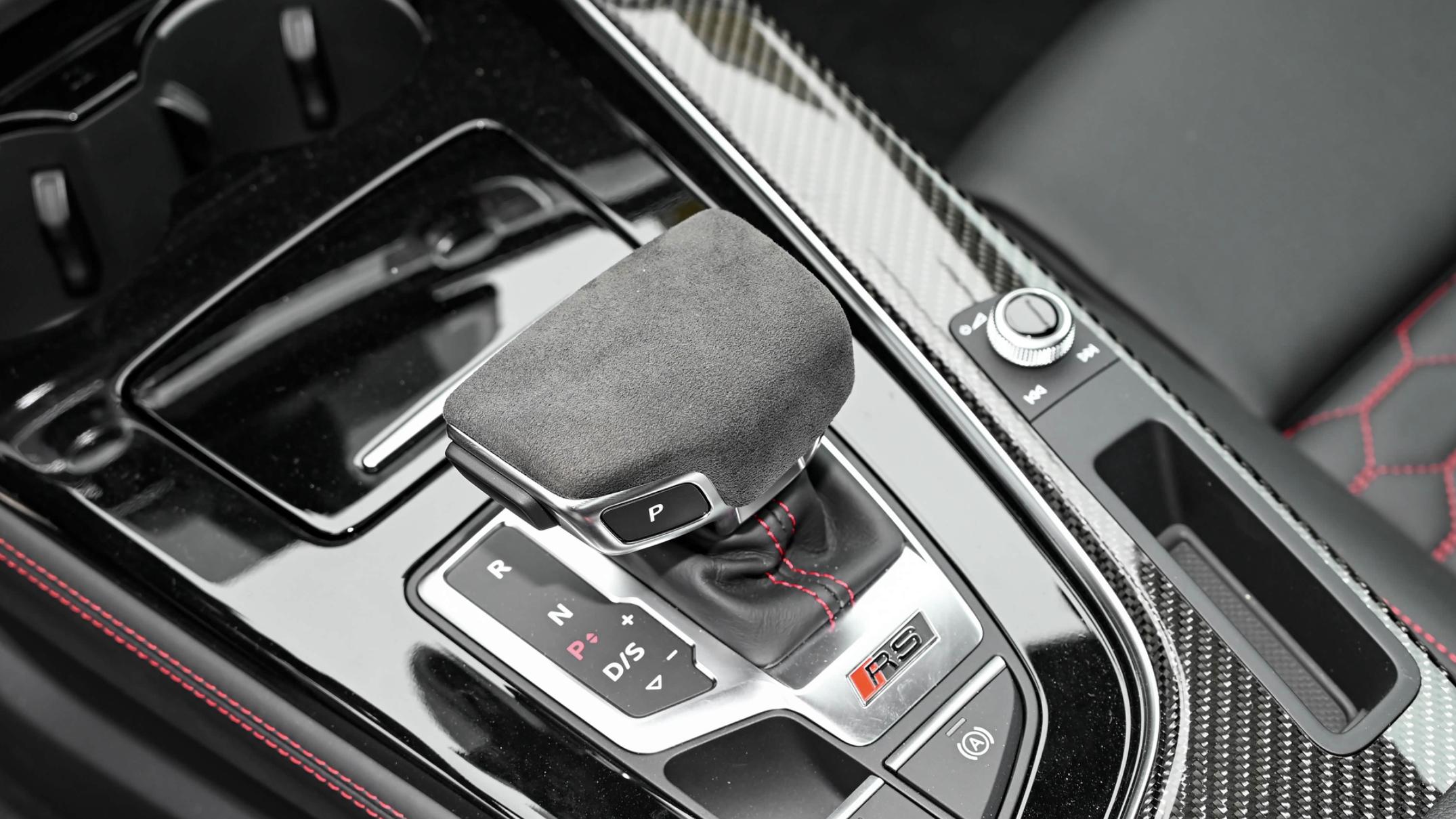 低调的奥迪轿跑，搭载V6插混动力系统，600匹马力，纯电续航100km