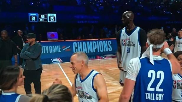 王鹤棣10分，林书豪一球命中8分，NBA名人赛结束，宁波外援闪耀球场