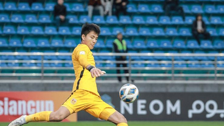 国足有 “语言通关” 的球员！零封门神+西语翻译, 双重 buff 直接拉满