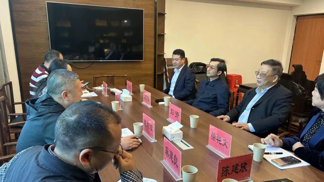 评论员谢峰 建设高质量教育体系，办好人民满意的教育