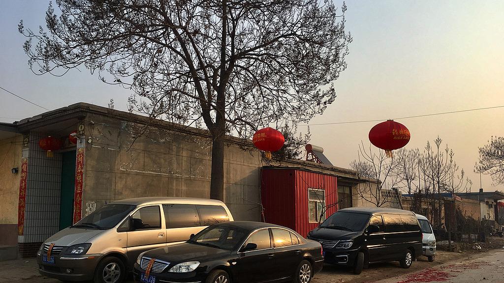 退休后，我去儿子家养老，听到儿媳妇和儿子的对话，我回了农村老家