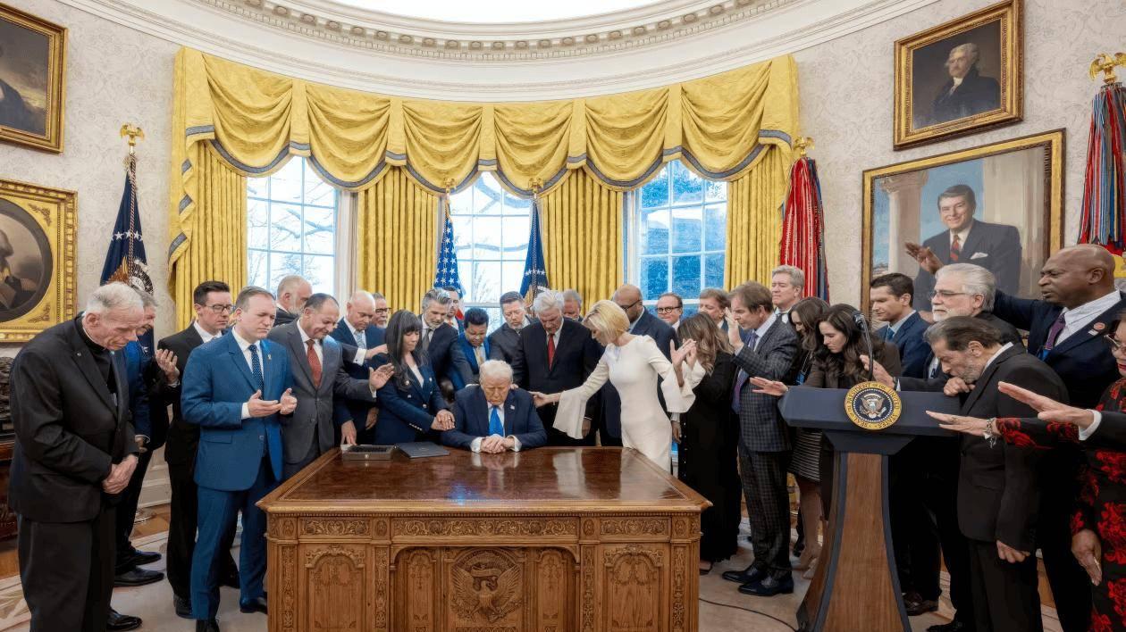 这次美以伊冲突，本质上不是国家战争，而是基督徒对穆斯林的清算