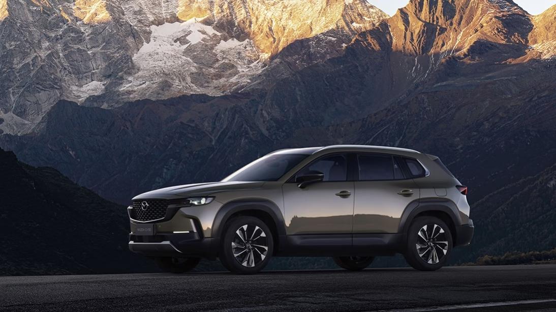 12万入手合资SUV！马自达CX-50 2000公里深度实测：优点突出，缺点也很真实