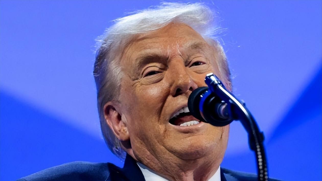 10%关税全球生效，唯独中国，特朗普这次不敢怠慢，给予特殊对待