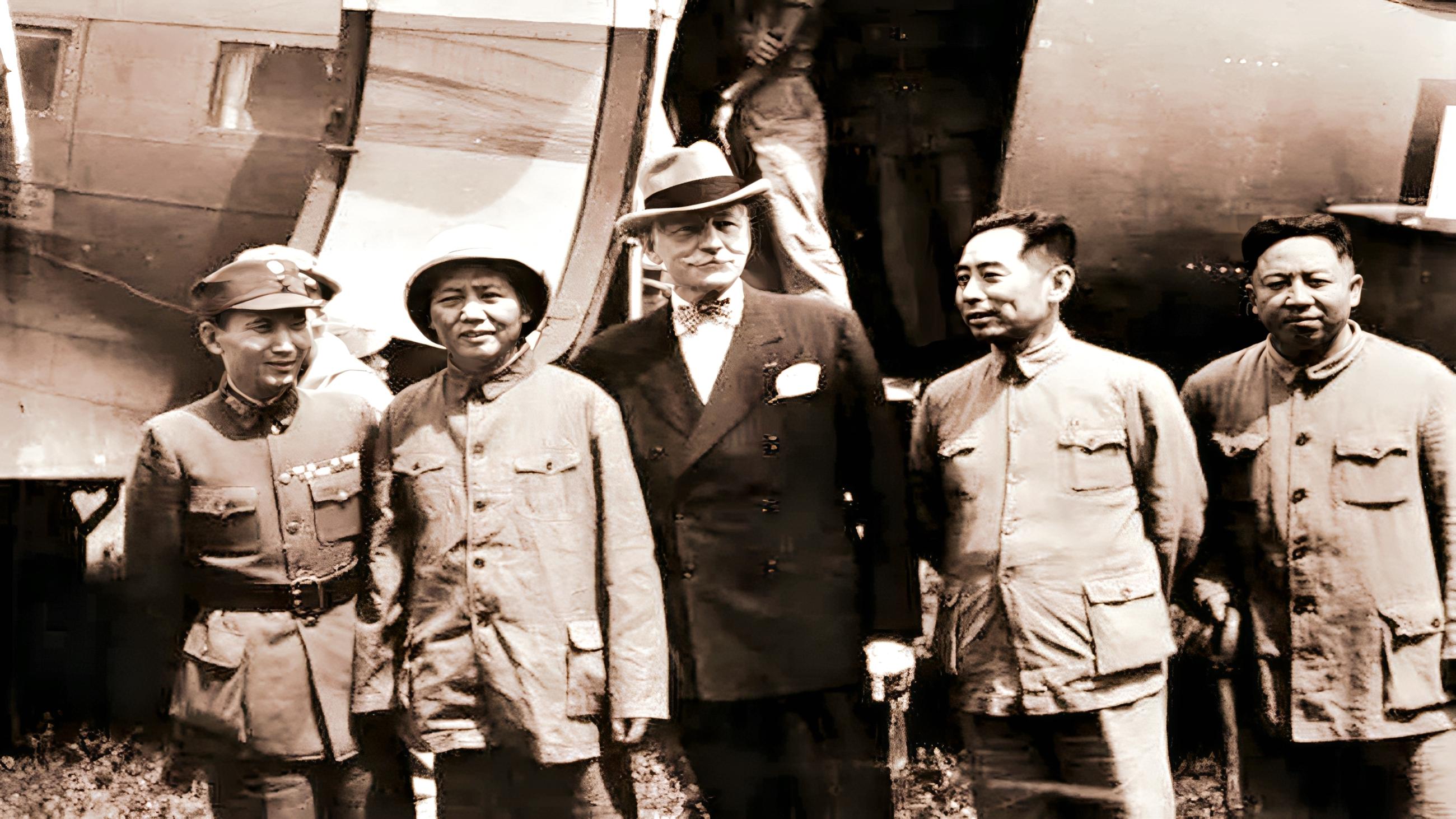 历史的另一种可能性：如果毛泽东没去重庆，内战会提前打响吗？