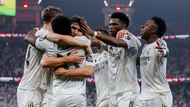 阿隆索下课为何显得突兀——安切洛蒂去年同期明明用一场2: 5提供了一个底线