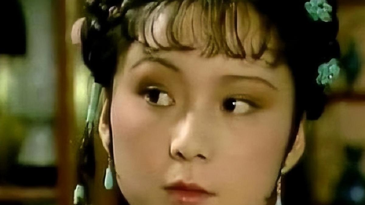 晴雯为何不去向贾母求救？她是怎么想的？就没意识到危险吗？