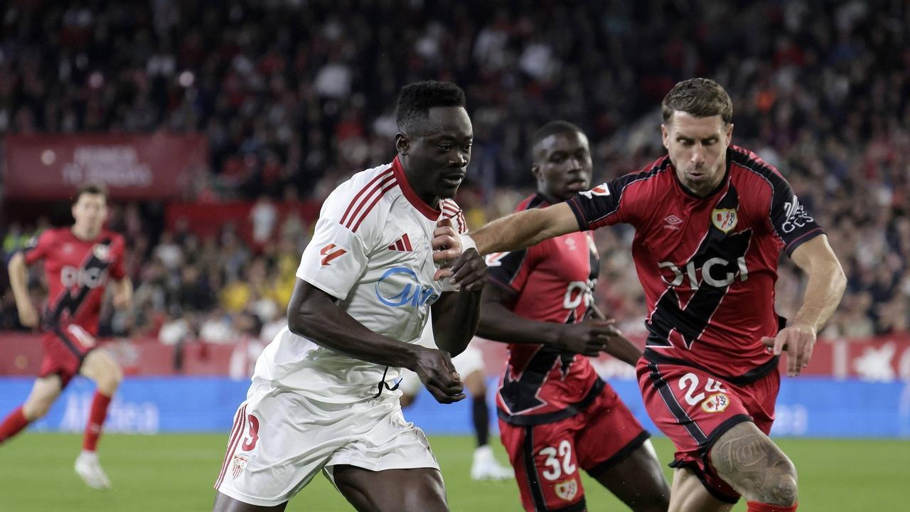 今日足球 博洛尼亚VS罗马+里尔VS阿斯顿维拉