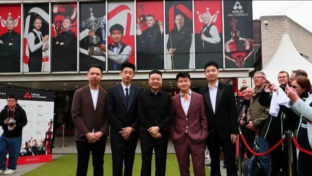 卫冕冠军赵心童5比4领先世界排名仅92位的利亚姆·海菲尔德