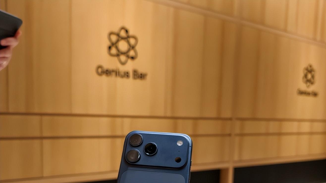 买台新iPhone，换掉原装屏幕，再14天无理由退货？