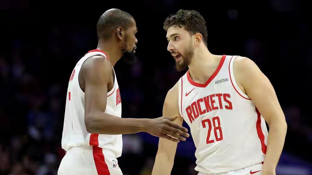 NBA: 今日最新排名，火箭迎2利好，湖人将战雷霆，快船逼近前8