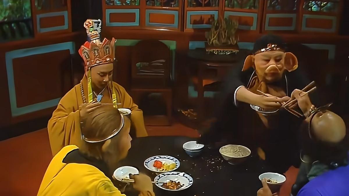 86版《西游记》：马德华一个眼神，把猪八戒的形象诠释的淋漓尽致
