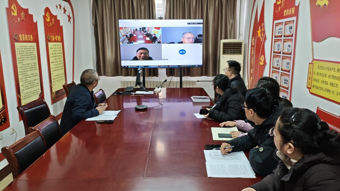 安阳工学院生物与食品工程学院召开硕士点申报材料专家指导会议