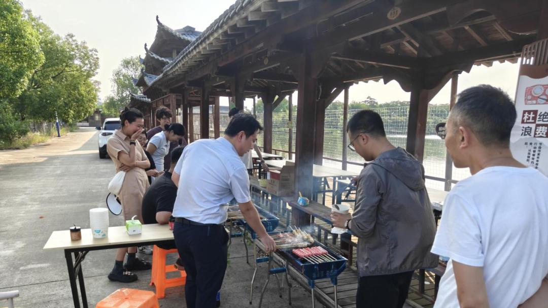 粽情端午 缘聚华英 华英公司温情开展青年职工户外联谊活动