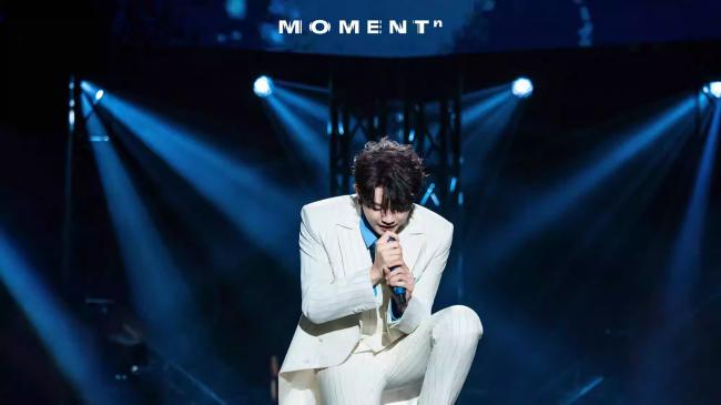 简单！颜人中「MOMENTⁿ」2026世界巡回演唱会购票教程来了！