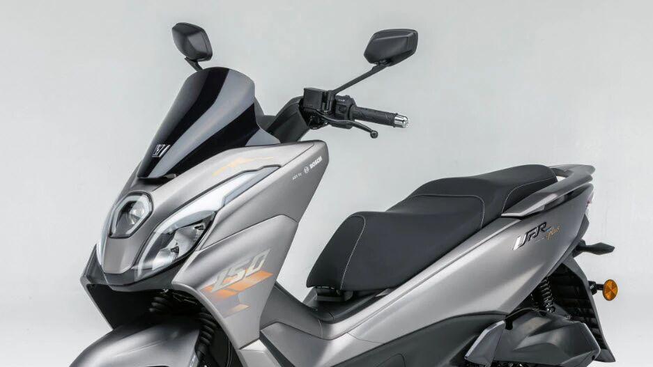 豪爵UFR150 VVL可变气门来了，平踏板依旧杳无音讯