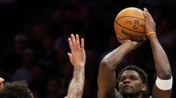 开局0-16仍大逆转，一分险胜马刺！华子23分准绝杀，文班空砍29+7