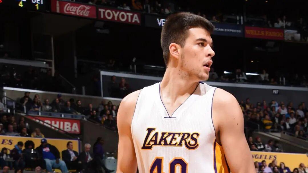 祖巴茨回忆湖人生涯，如何评价当时魔术师的交易？