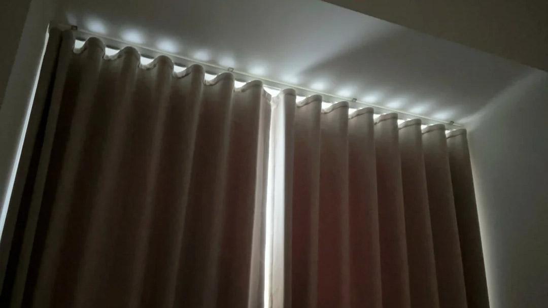 颜值比肩蛇形帘！全遮光中波帘，家装选它不踩漏光坑