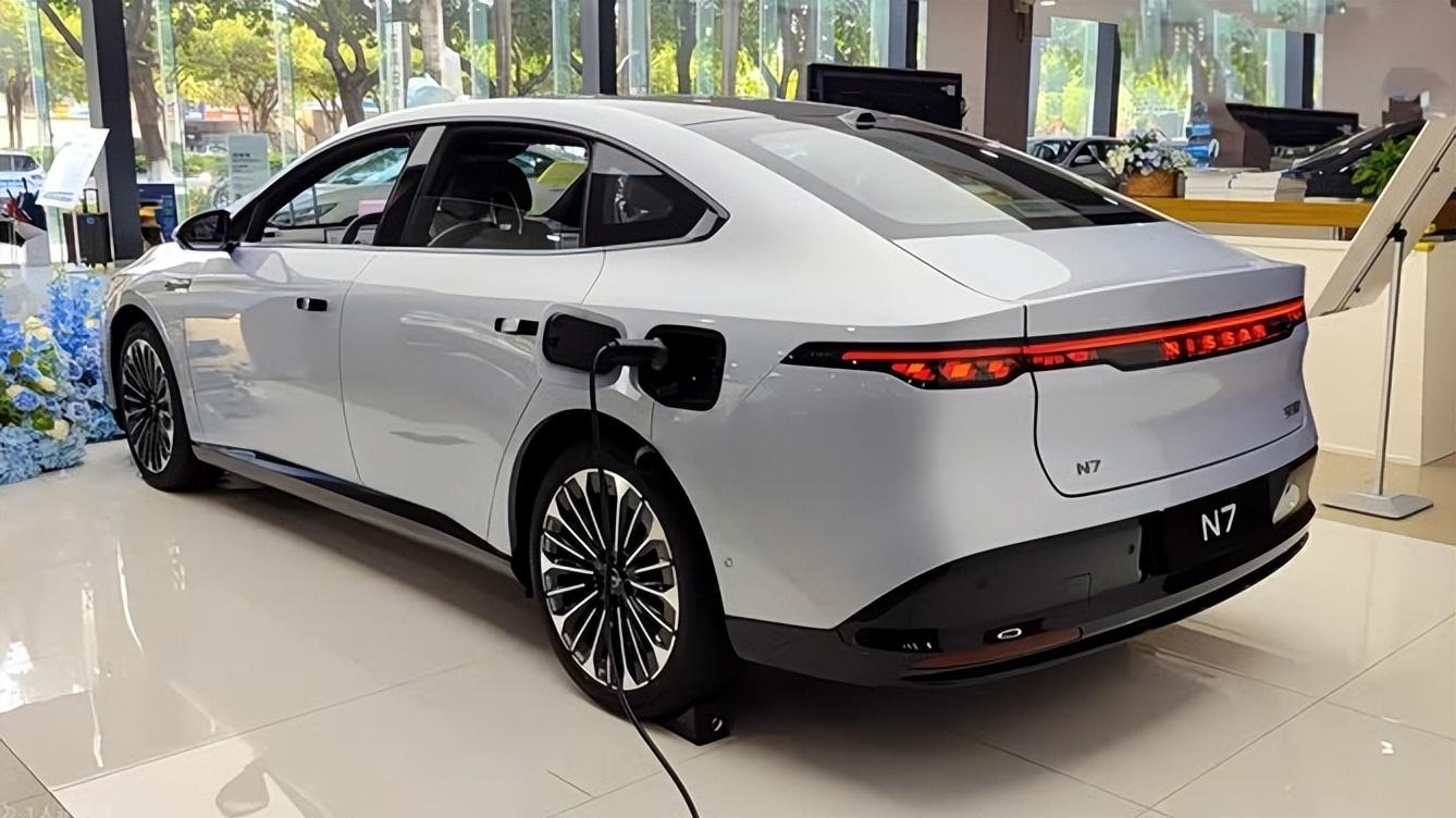 4米9车长+无框车门，日产N7青春版上市，CLTC续航635公里