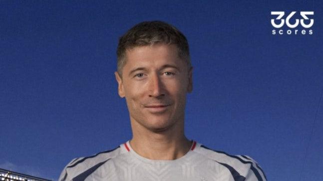 看不到他与梅西合作的画面吗？顶级前锋莱万准备去美国芝加哥！