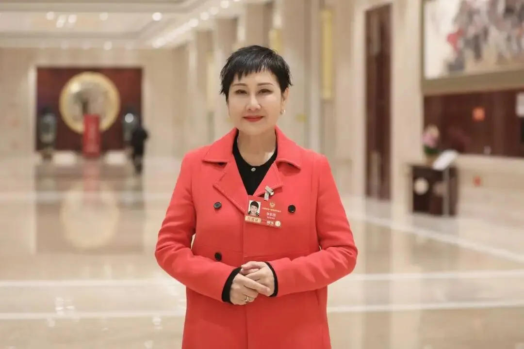 全国政协委员张凯丽建议整治“争番位”乱象