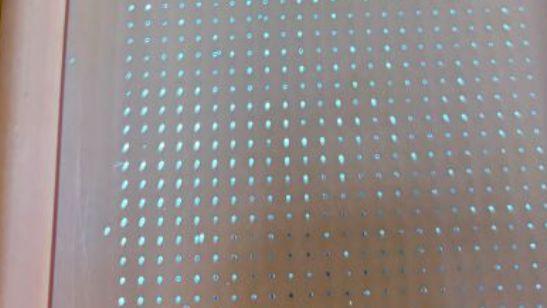 微互连烧结的精密前导工艺：焊片与引线在石墨模具中的全自动协同组装