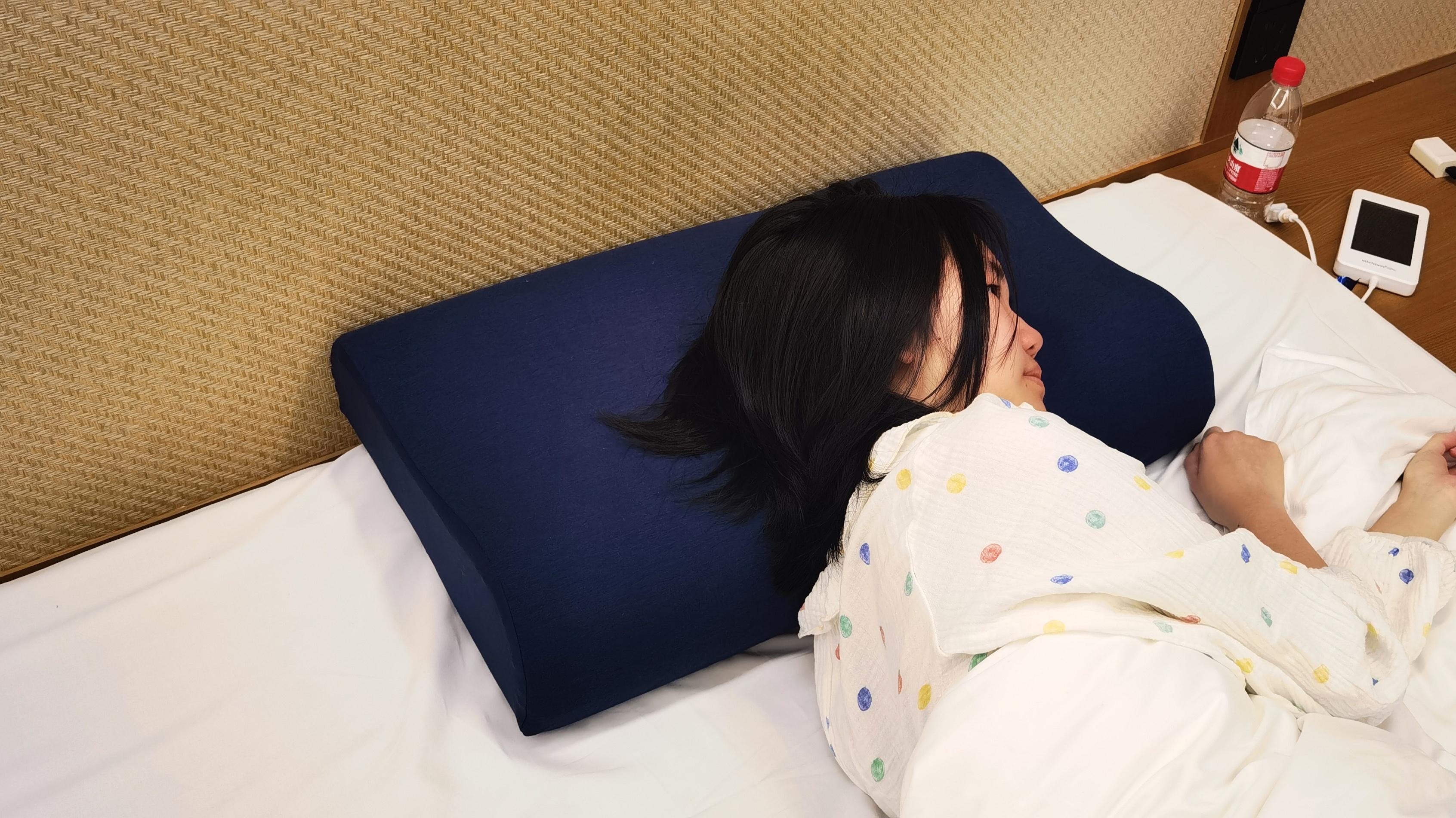 专业运动员御用枕？霍觉人体工学睡眠枕深度体验测评