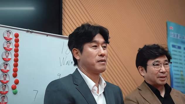 徐正源刚上任遇残阵，辽宁核心停赛，5后卫稳住防守 先拿玉昆试水