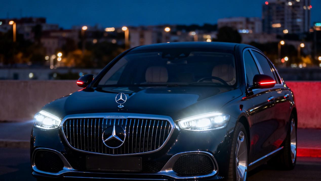 加长14mm就能稳坐标杆？新奔驰S级上海测试藏多少秘密？