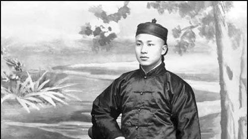 一个中国男人自拍60年，看完我沉默了：这才是岁月神偷