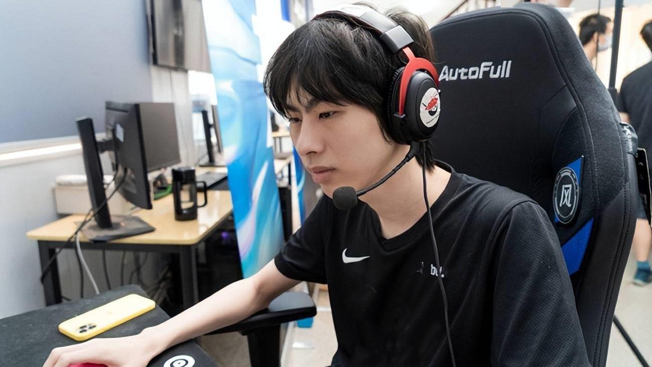 LPL上单豹女重出江湖！厂长刷新耻辱记录：12年BO5首次输OMG