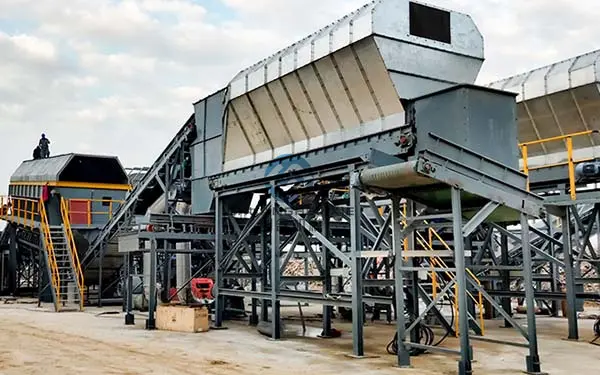 填埋垃圾高利用率处理与陈腐垃圾分拣设备的优势解析