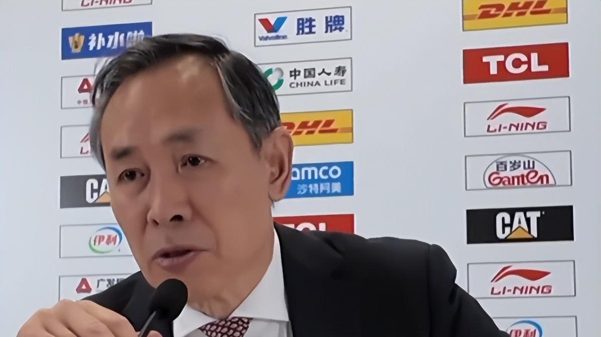 险遭倒二爆冷！许利民主动揽责，名记点名批评1人：该正视自己的技术短板