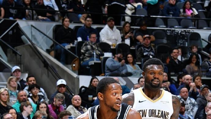 错失20分大逆转，马刺不敌倒数第一！文班16分16板，锡安24分10板