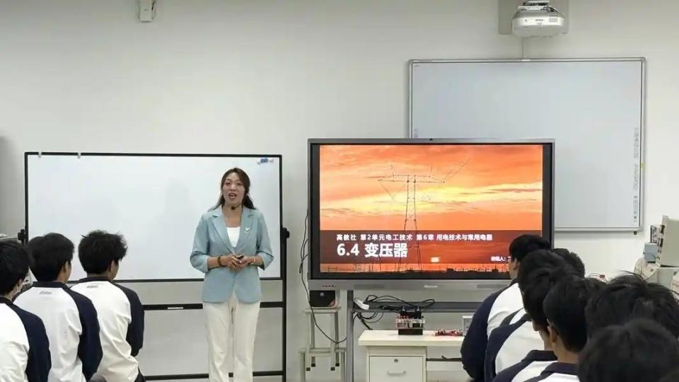 高中扩招200万，多所中职裁撤，未来该如何调整？