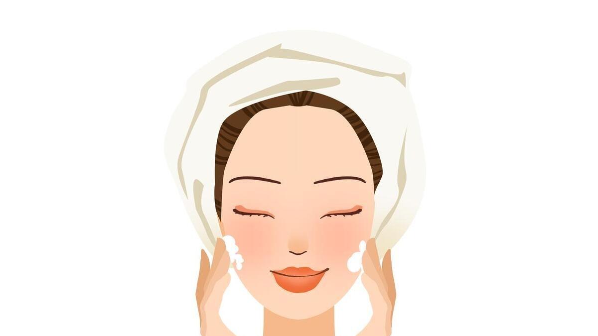 2026 热门男士油皮洗面奶横向对比，控油保湿双在线的实力派合集