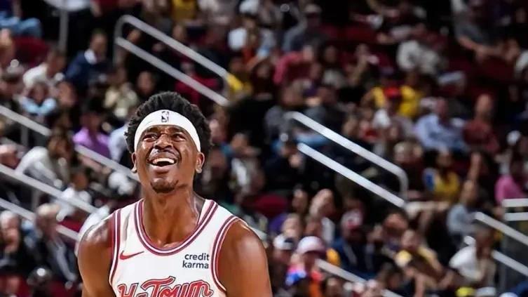 火箭爵士计划2换2交易！中国球员再现休斯顿