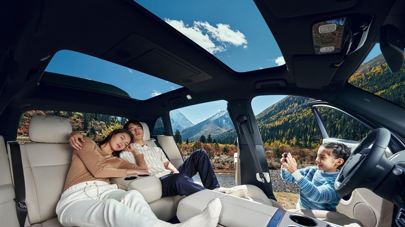 这你能受得了！在电车上睡觉，并不健康