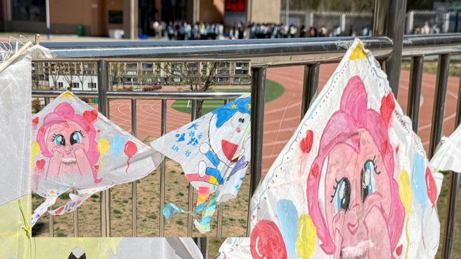 纸鸢逐春风 童心向未来——永济市柳宗元小学首届风筝节圆满落幕