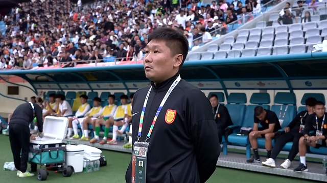 嫩哨执法川渝德比，重庆力争稳住第二 成都吸取教训 肯帕努战韦世豪