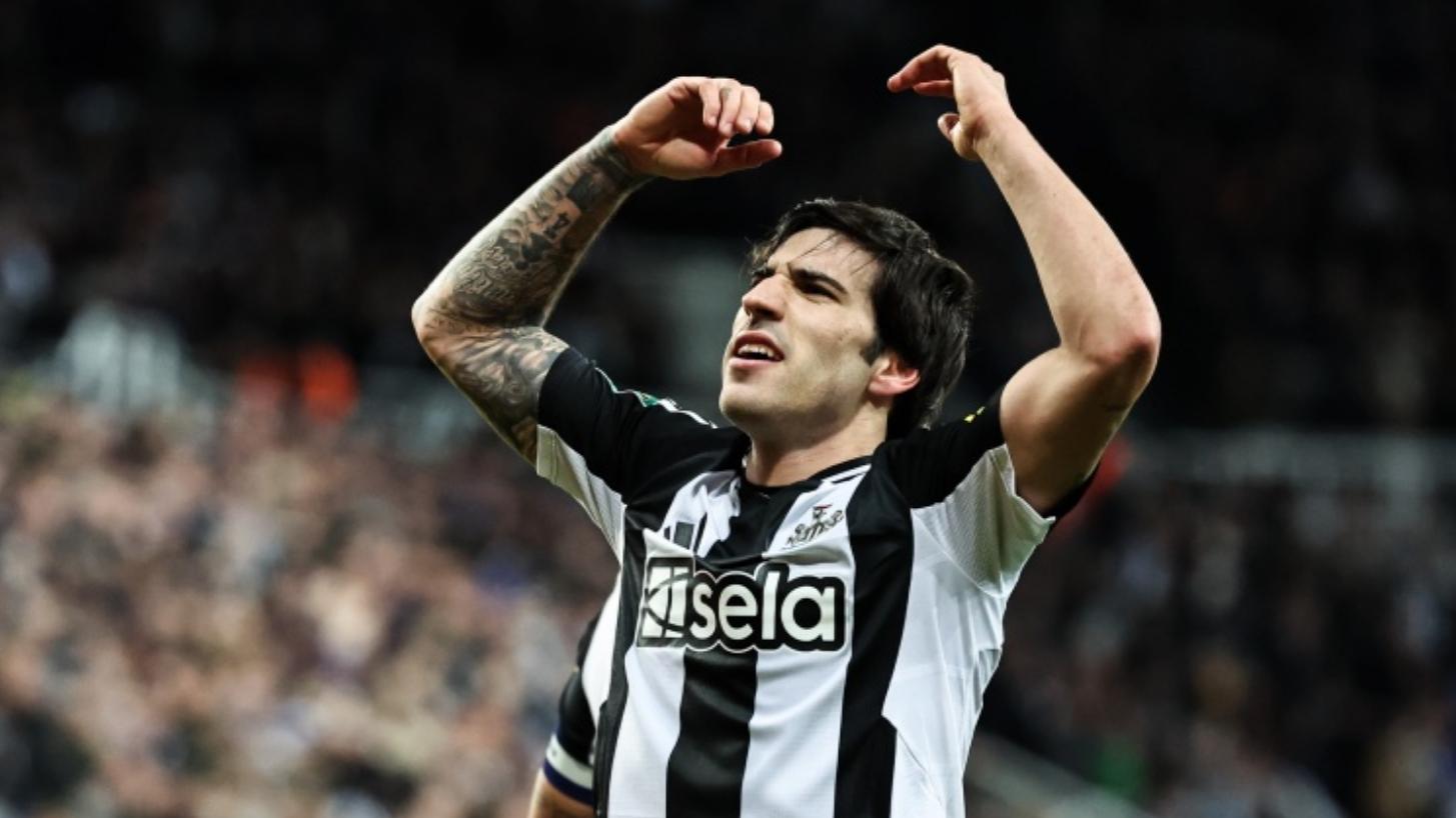 英赛杯 | 曼城vs纽卡斯尔，卫冕冠军逆转，还是蓝月亮时隔5年重返决赛？